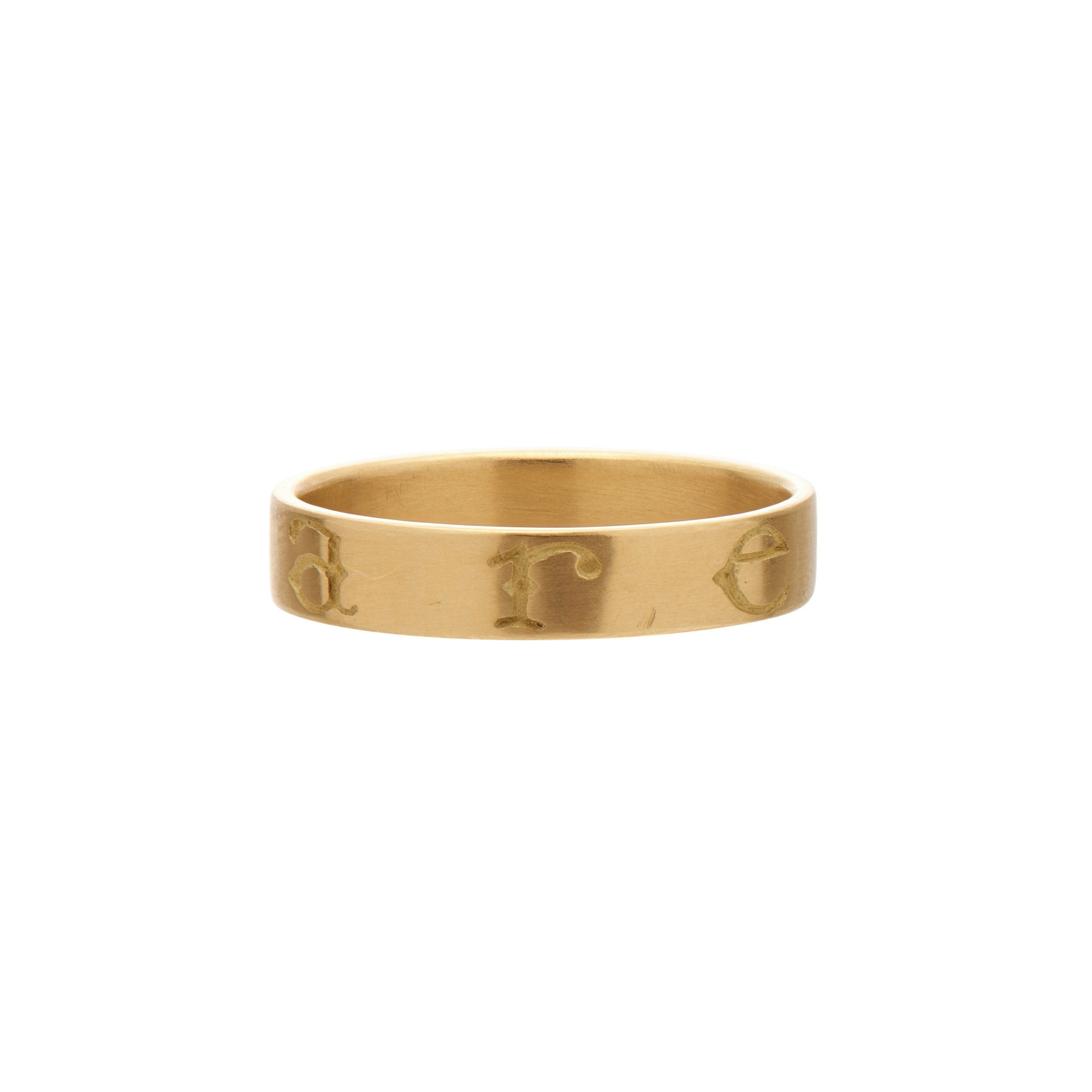 Gabriella Kiss 18k Band Ring Inscribed with CREARE