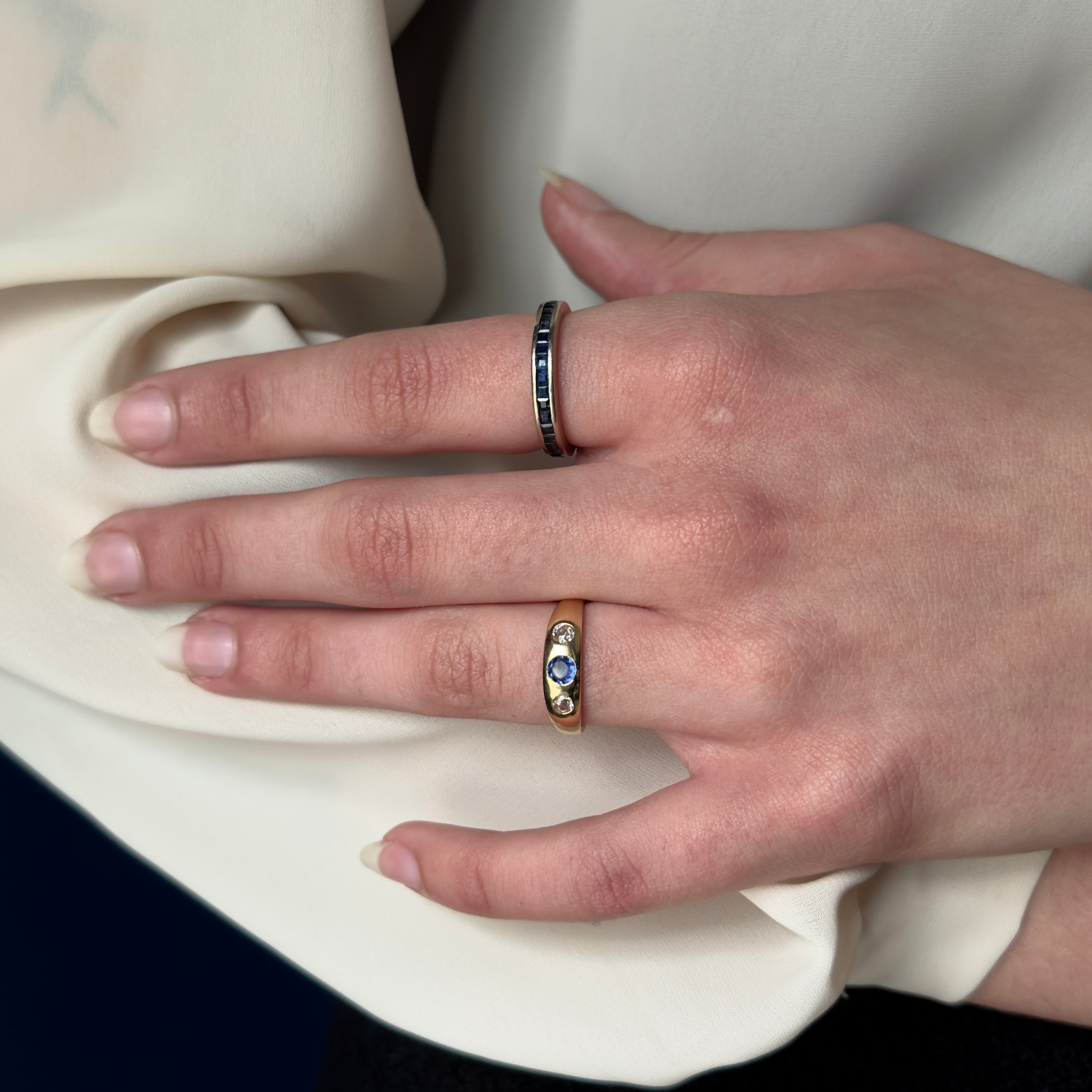 Antique Victorian 18k Sapphire & Diamonds Hammer Set Ring